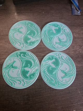 set of 4 dragon ying-yang coasters 