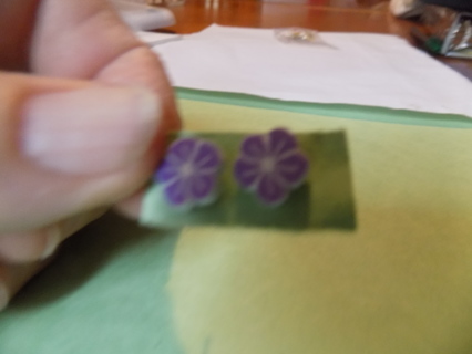 Purple 5 petal flower trim in white post earrings