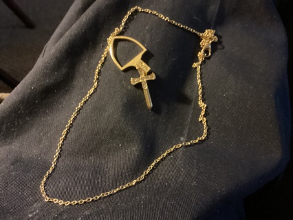 GOLDEN CROSS WITH CHAIN