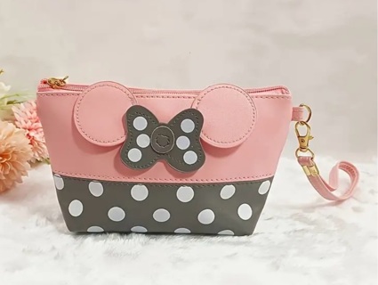 Brand new Minnie, mouse and purse free shipping
