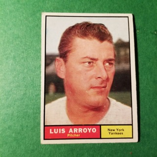 1961 - TOPPS EXMT - NRMT BASEBALL - CARD NO. 142 - LUIS ARROYO - YANKEES