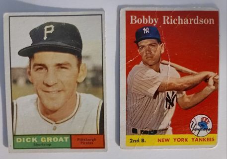 2 mlb vintage cards