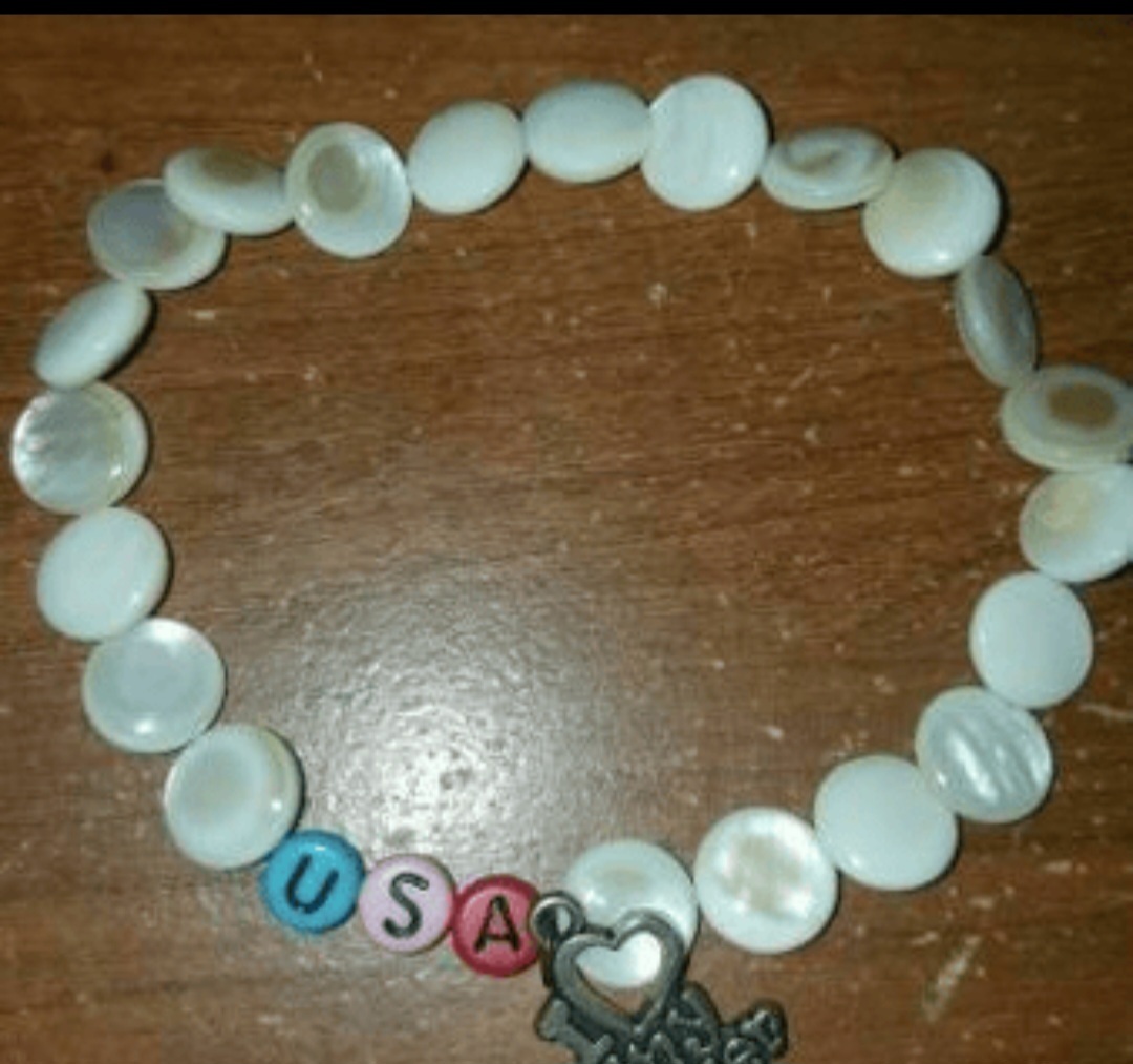 Free: Patriotic Mother of Pearl Bracelet