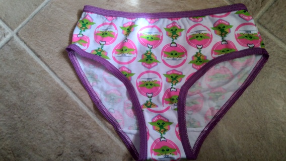 Star Wars size 6 girls panties