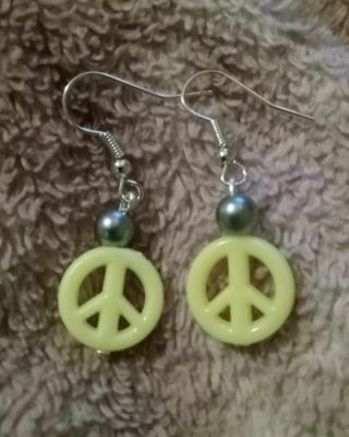 Yellow peace sign pearl beaded hook earrings new