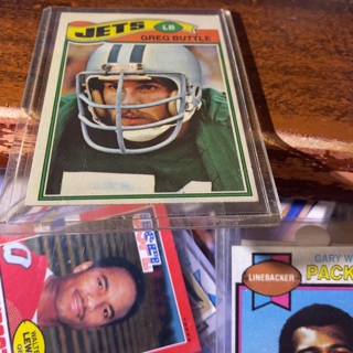 1977 topps Greg buttle football card 