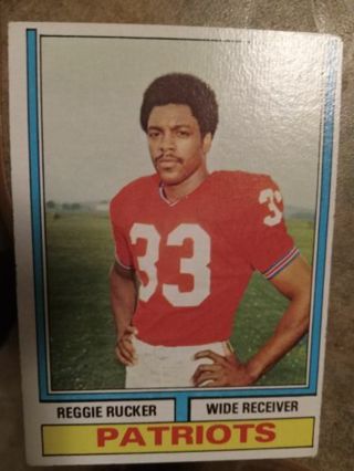 1974 TOPPS REGGIE RUCKER NEW ENGLAND PATRIOTS FOOTBALL CARD# 145