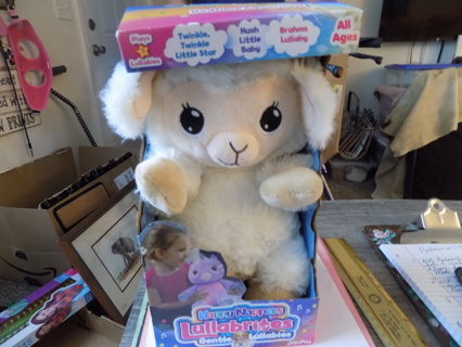 NIB Happy Nappers Lullaby Lamb plush 12 inch lights up plays music
