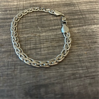 Silver bracelet 