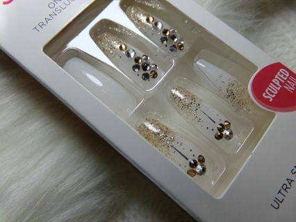 KISS JEWEL JELLY NAILS GLUE ON White w/ Gems, Gold LONG LENGTH, COFFIN