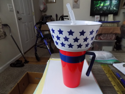 9 1/2 inch tall Snack divided container attached to drinking cup combo