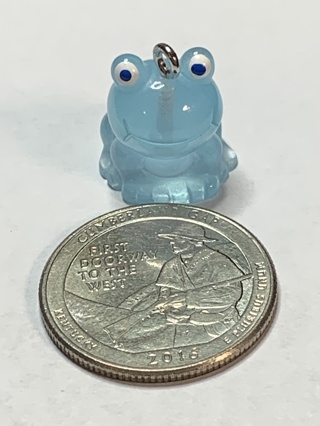 FROG~#4~BLUE~1 FROG ONLY~CHARM AND GLOW IN THE DARK~FREE SHIPPING!