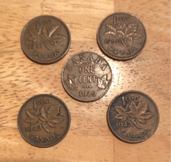 Set of Five Vintage Canadian Pennies 