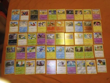 50 RANDOM POKEMON CARDS #74