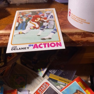 1982 topps in action joe Delaney football card 