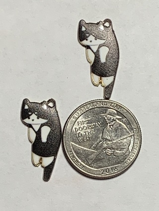 CAT CHARMS~#4~BLACK~HANGING AROUND~SET OF 2~FREE SHIPPING!