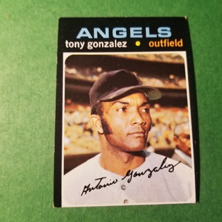 1971 Topps Vintage Baseball Card # 256 - TONY GONZALEZ - ANGELS - EXMT/NRMT 