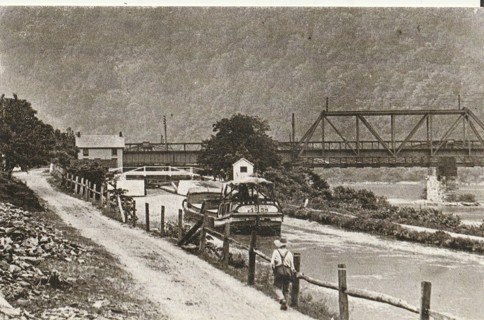 Vintage Unused Postcard: gin k: Harpers Ferry, WV