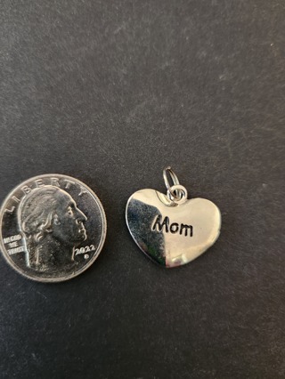 Silver Heart "Mom" Charm/Pendant