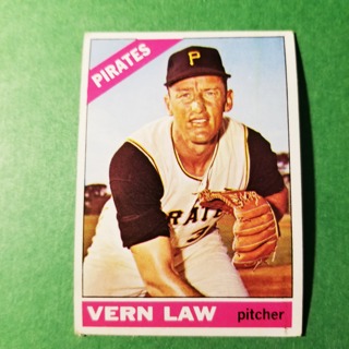 1966 - TOPPS BASEBALL CARD NO. 15 - VERN LAW - PIRATES