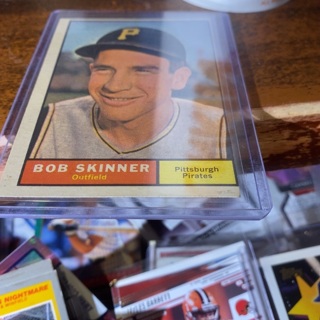 1961 topps Bob skinner baseball card 