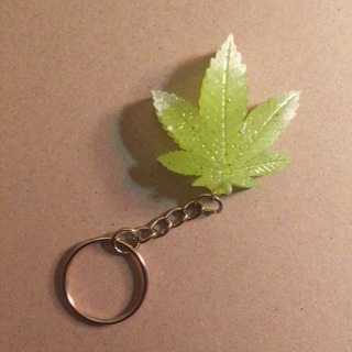 Resin Marijuana Weed Bud Leaf Keychain | GLOW IN THE DARK | ❤️ Handmade w/Love ❤️