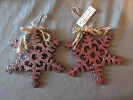 SNOWFLAKE ORNAMENTS - RUSTIC SNOW-LOOK - QTY 2 - NEW - FREE SHPG :D