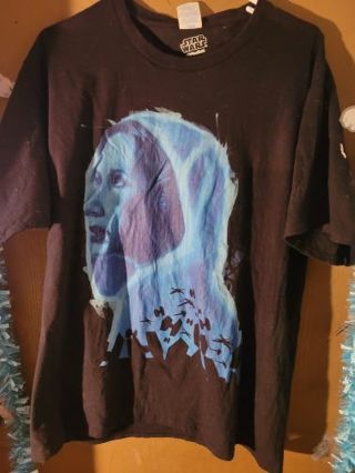 Princess Leia T-shirt new and never worn in a size L