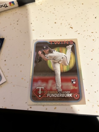 2024 topps rainbow foil rc kody funderburk