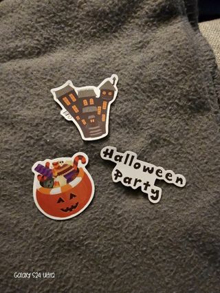 3 halloween stickers