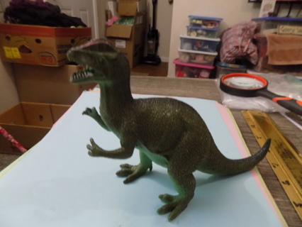 7 inch tall green Allasaurs dinosaur