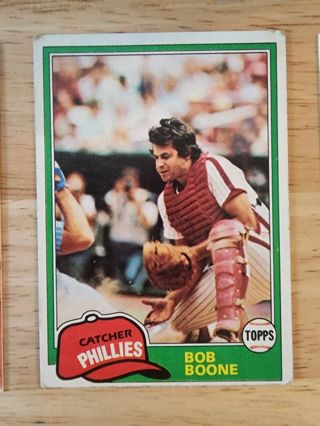 81 Topps Bob Boone #290