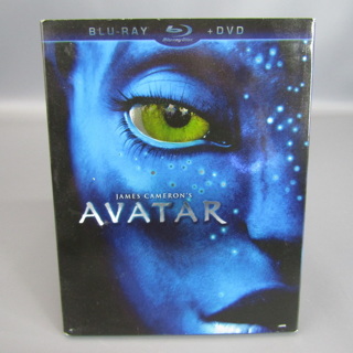 James Cameron's Avatar Blu-ray & DVD 2-Disc Set 