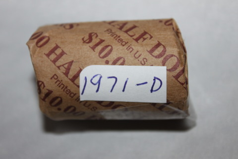 ONE ROLL OF 1971-D KENNEDY 1/2 DOLLARS 