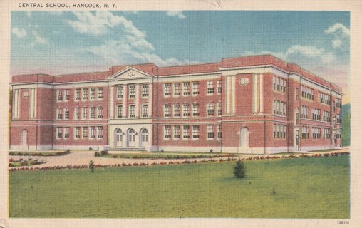 Vintage Used Postcard: g: 1946 Central School, Hancock, NY