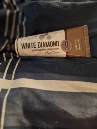 White diamond hand cream