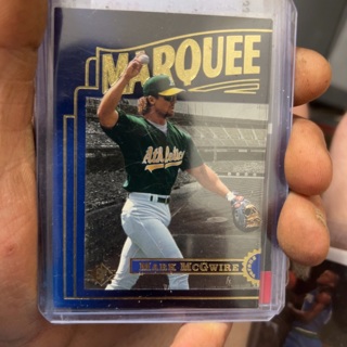 Mark mcgwire card