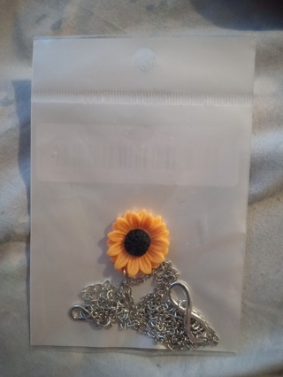 NIP Sunflower Necklace