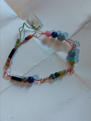 Handmade bracelet with wire and beads