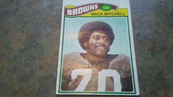 1977 TOPPS MACK MITCHELL CLEVELAND BROWNS FOOTBALL CARD# 393