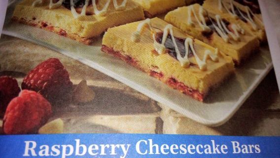 **Raspberry Cheesecake Bars*yum+
