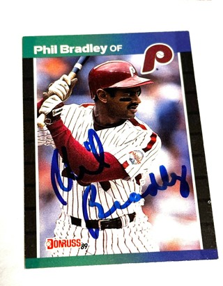 Autographed 1989 Donruss Baseball Card #369 Phil Bradley Philadelphia Phillies