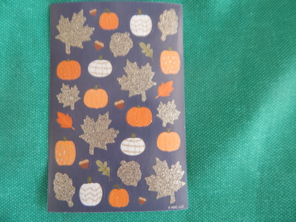 New -- FALL/AUTUMS SPARKLY LEAVES & PUMPKINS 