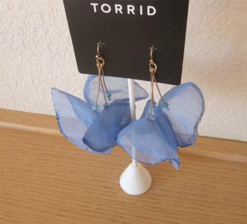 TORRID Light Fabric Flower Petals Drop Earrings NEW Gr8 Gift