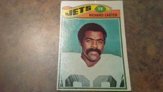 1977 TOPPS RICHARD CASTER NEW YORK JETS FOOTBALL CARD# 512 HAS 2 SMALL CREASES