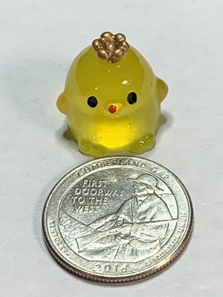 CROWN CHICK~#9~YELLOW~1 CHICK ONLY~GLOW IN THE DARK~FREE SHIPPING!