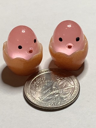 EGG SHELL CHICKS~#8~LIGHT PINK~SET OF 2~GLOW IN THE DARK~FREE SHIPPING!