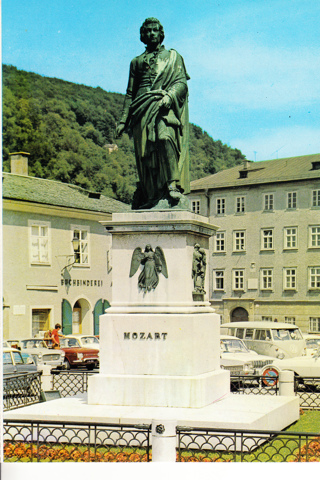 Vintage Postcard Statue of Wolfgang Amadeus Mozart