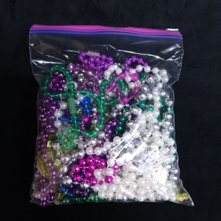 Mix Bag of 17 New Orleans Mardi Gras Beads Multi Colors FREE Shipping