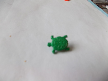 1 inch green turtle button # 2